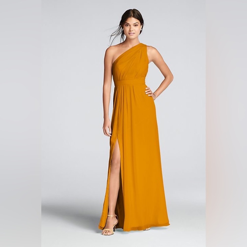 Long one-shoulder crinkle chiffon dress